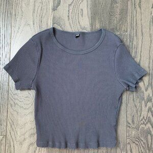 UNIQLO Ribbed Cropped Tee